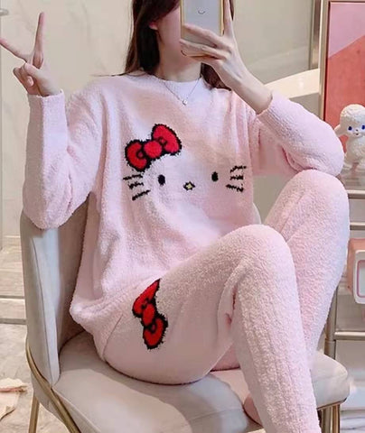 Hello Kitty Inspired White Plush Fuzzy Home Long Sleeve Outfit Pajama –  PeachyBaby