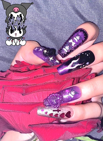 Sanrio Kuromi-Seamless removível unhas postiças, Black Heart Coffin, roxo  Bow Nail Art com design por manicure profissional - AliExpress